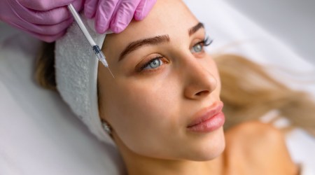 Zamrożone twarze: botoks odbiera dzieciom poczucie bezpieczeństwa