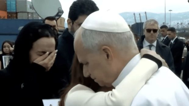 Le pape s'est rendu sur les ruines de Beyrouth