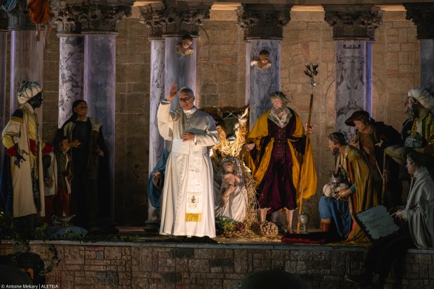 pope-leo-xiv-vespers-te-deum-christmas crib