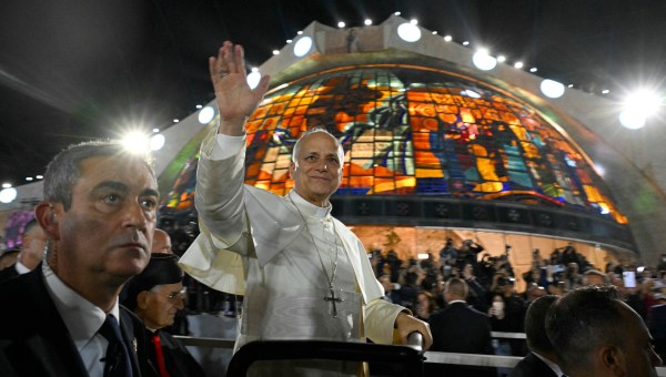 pope-leo-xiv-youths-maronite-patriarchate-bkerke-beirut-lebanon