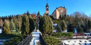 Różańcowy ogród w Sochaczewie: spotkanie z Bogiem, historią i naturą