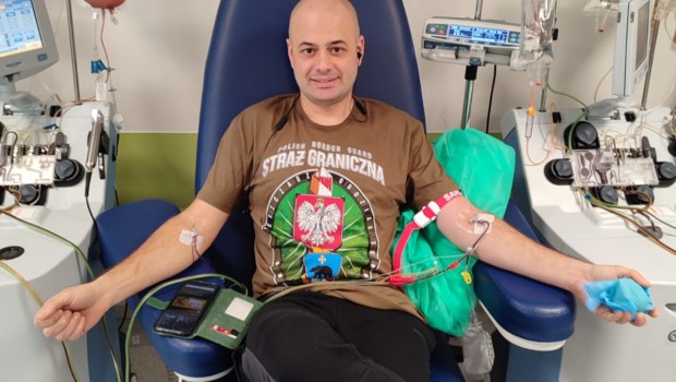 Paweł – strażnik graniczny – oddał szpik kobiecie z USA