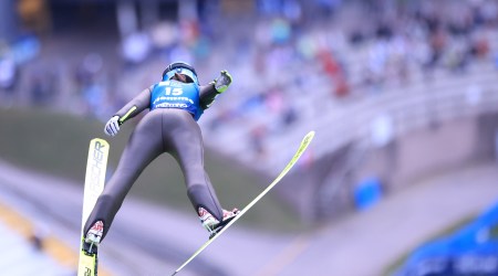 Kacper Tomasiak nie tylko daleko skacze, ale także służy Bogu!