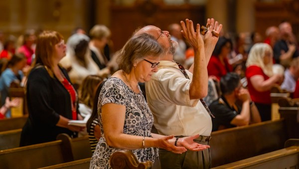Corner Item Image - Rekordowy wzrost konwertytów na katolicyzm. Historyczny moment