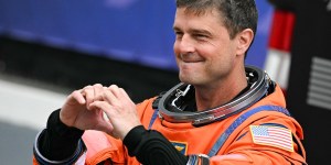 Astronauci z Artemis 2 odkrywają ukryte piękno Księżyca