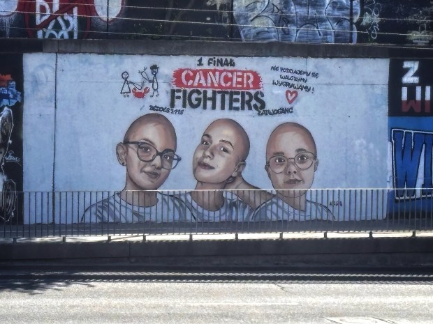 Cancer Fighters mural in Poznań by KaWu