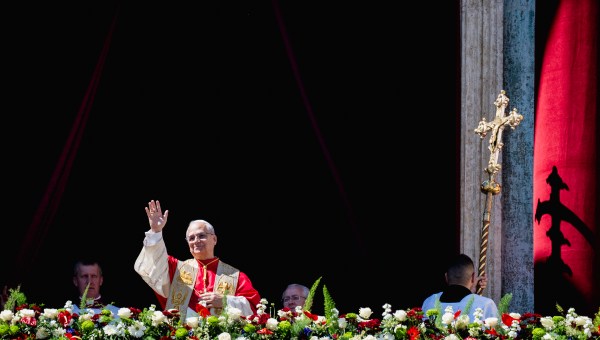 Corner Item Image - Regina caeli z Leonem XIV: „Myślę o narodach udręczonych wojną”