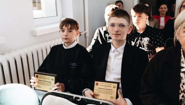 Corner Item Image - Ach ta dzisiejsza młodzież… Uratowali nieprzytomnego mężczyznę!