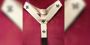 Czym jest paliusz? Trzej Polacy otrzymają je w poniedziałek