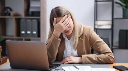 Jedziesz na oparach przed wakacjami? 5 cytatów z Biblii, które dadzą ci kopa